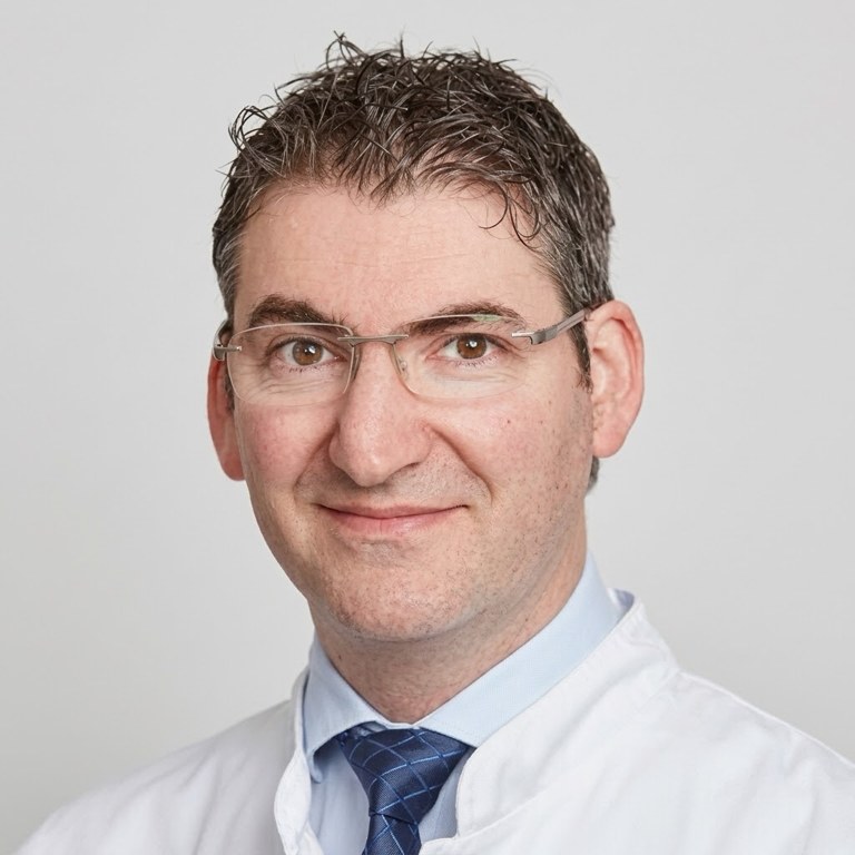 Dr. med. Charles Wolf
